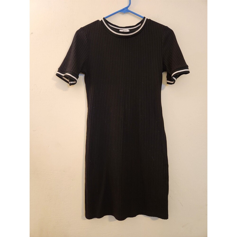 BDG Size Medium Black Ribbed Crew Neck Short Sleeve T-Shirt‎ Dress